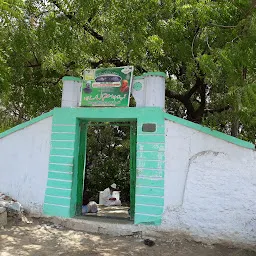 Khankha Hazrat Khaja Banda Nawaz, Sajjada Nasheen & Mutwalli- Masnad Nasheen Estate Roza E Khurd