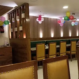 Khanna Sweets and Restaurant