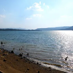 Kharakvasla Lake