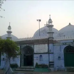 Khoja Amber Ki Masjid