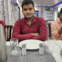 Khushi & Diya Family Restaurant
