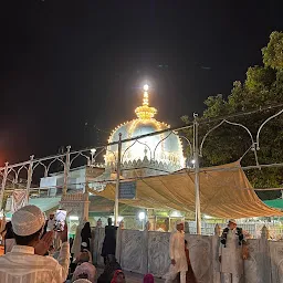 Khwaja Moinuddin Chishti Dargah - Ajmer Sharif Dargah