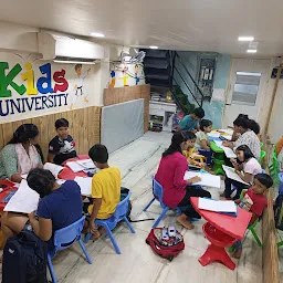 KIDS UNIVERSITY