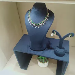 Kisna Diamond And Gold Jewellery