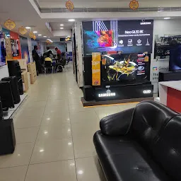 KLM Shopping Mall, Rajahmundry