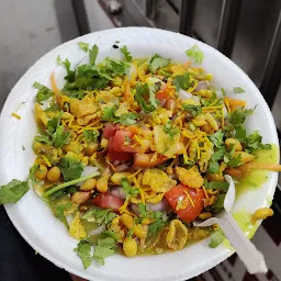 Kolhapuri Bhel & SHRIMAN Amrutatulya Chaha