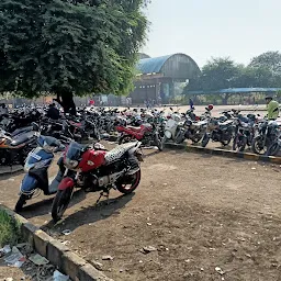 Koparkhairane station parking