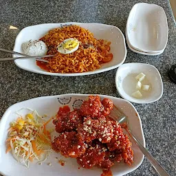 Korean Uncle's Cafe