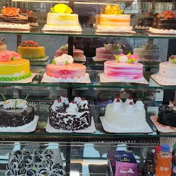 KRISHNA CAKE'S & BAKERY