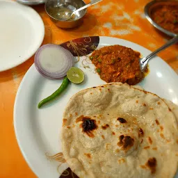 Kuber Restaurant, Sagar