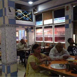 Kuber Restaurant, Sagar