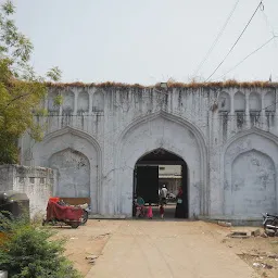Kulsum Begum Masjid - مسجدِ کلثوم بیگم
