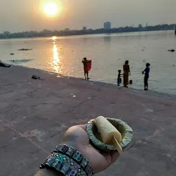 Kumartuli Ghat