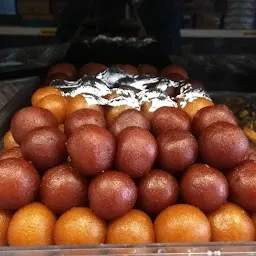 Kundan Misthan Bhandar