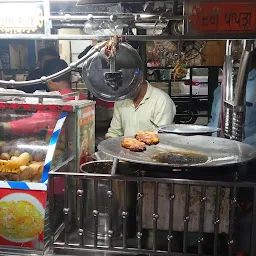 Kurali Street eating point