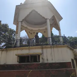 Kuvempu Statue and Garden