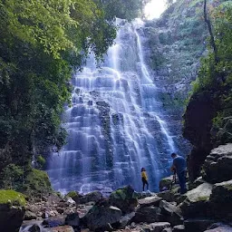 Kyndong Lai teng falls