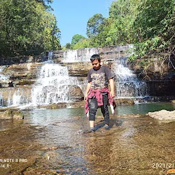 Kyndong Lai teng falls