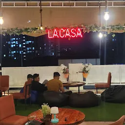 Lacasatherooftopcafe