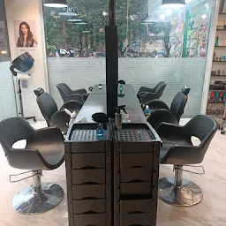 La Coiffure Salon - Best Salon in Thane