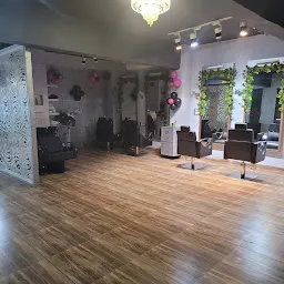 La Estella Makeup Studio and Unisex Salon