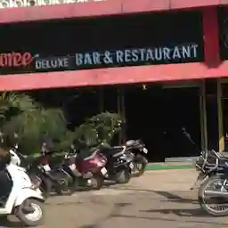 La Horee Deluxe Bar & Restaurant
