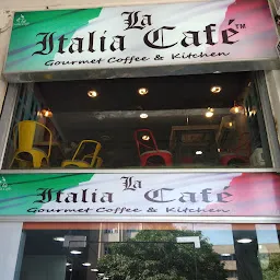 la Italia Café
