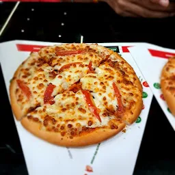 La Pino'z Pizza Ghatlodiya