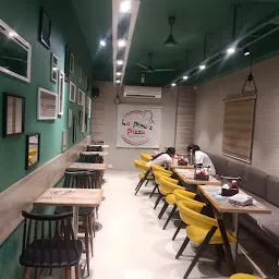 La Pino'z Pizza (Shahibaug)