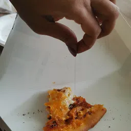 La Pino'z Pizza Sola