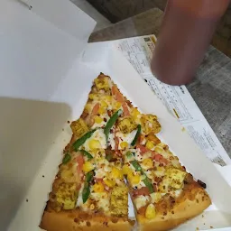 La Pino’z Pizza Nanpura