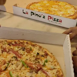 La Pino’z Pizza Nadiad