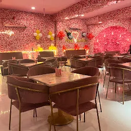La Vie En Rose Cafe