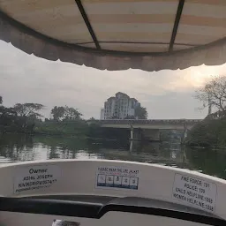 LAKE BAY CRUISES (Backwater Boating )