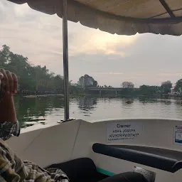 LAKE BAY CRUISES (Backwater Boating )