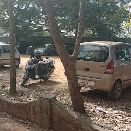 Lake ford school parking