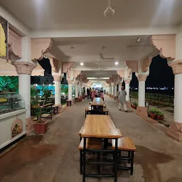 Lake View Food Court