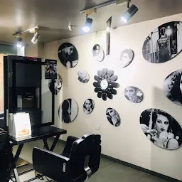 Lakme salon Vidya Nagar, Anand