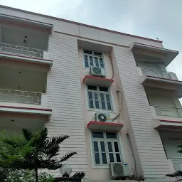 Laksh Guest House