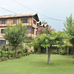 Lakshmi Guest House