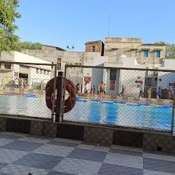 Lal Darwaja Swimming Pool