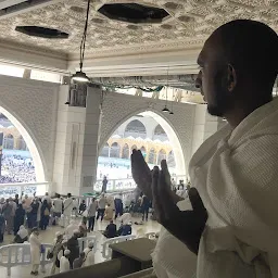 LALA HAJ UMRAH TOURS.