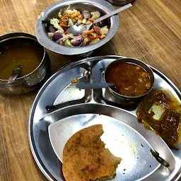 Lala Mani Ram Kachori Wale