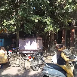 Lala tilak raj ji chole kulche