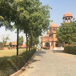 Lalgarh Palace Garden