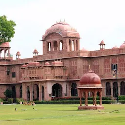 Lalgarh Palace Garden