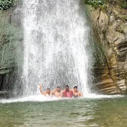 Lamahanga Waterfall Mukteshwar