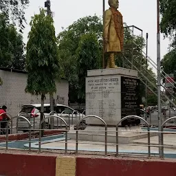 Late Veer Bahadur Singh Statue