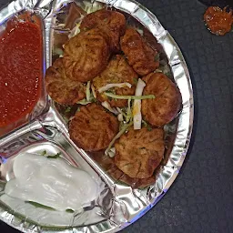 Latta's pandit pav bhaji & fast food