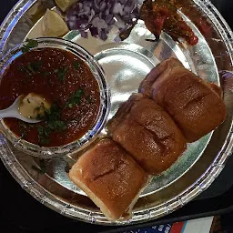 Latta's pandit pav bhaji & fast food